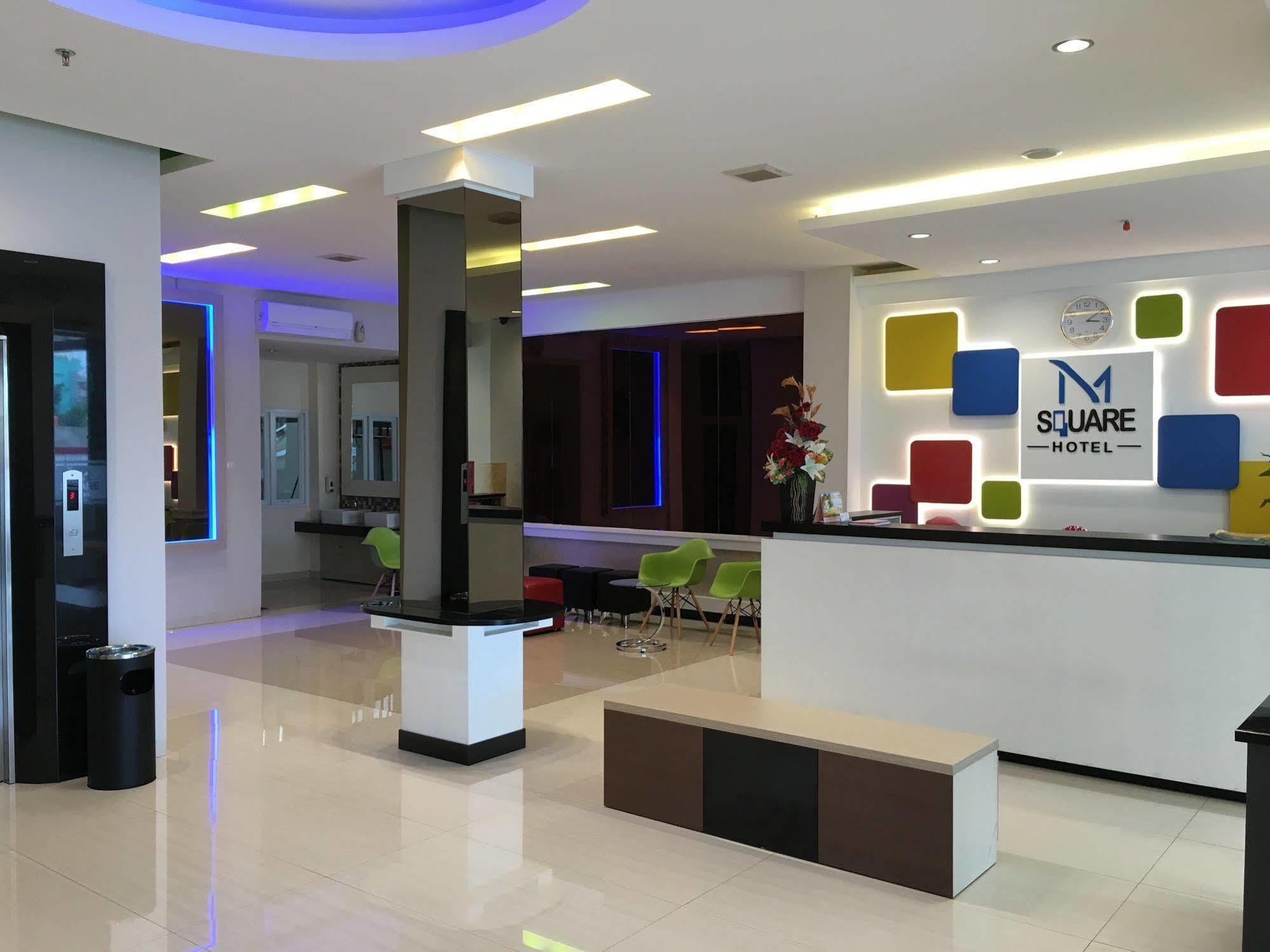 Hotel Msquare Palembang Exterior foto