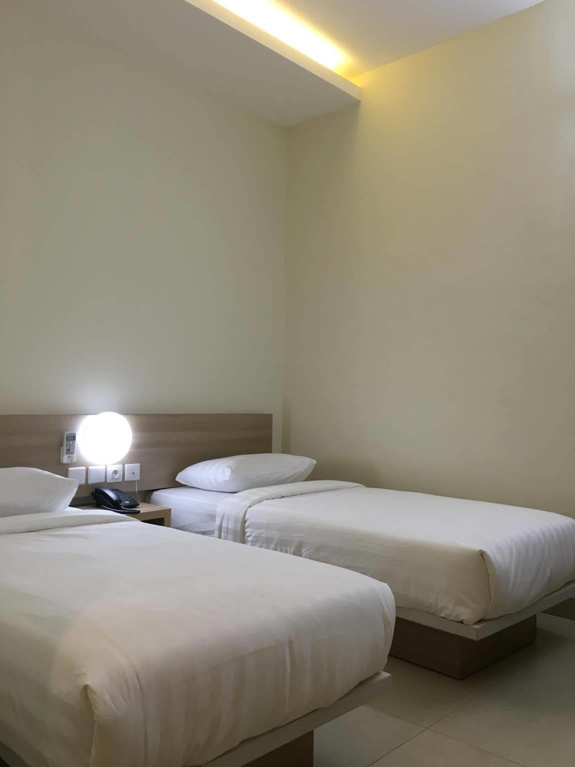 Hotel Msquare Palembang Exterior foto